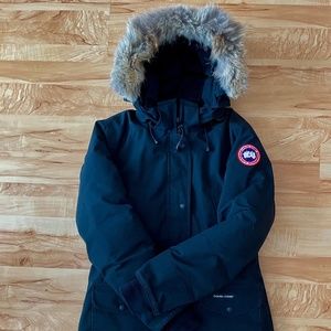 Women's Canada Goose Trillium Parka - Black - Large - Used